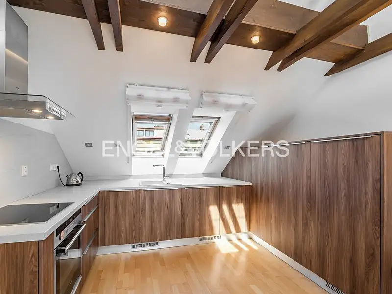 Pronájem bytu 3+kk 86 m², Praha – náhled fotky 2