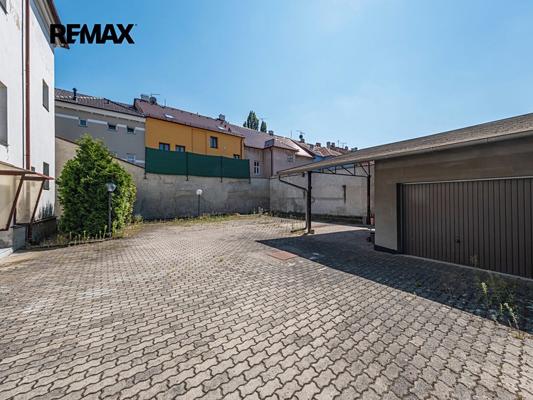 Комерційне приміщення на продаж, 400 м² (47 з 51)