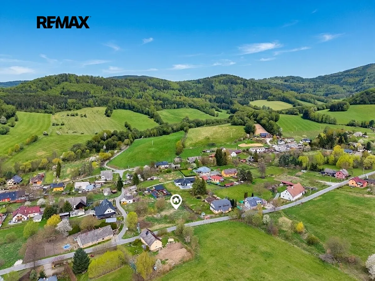 Prodej stavebního pozemku 1470 m²