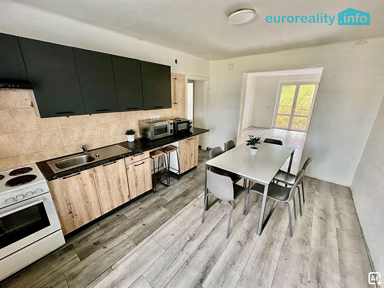 Prodej bytu 2+1, 57 m² (10 z 12)