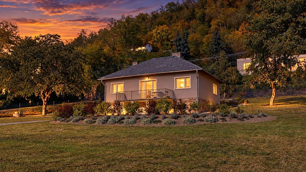 Pronájem rodinného domu 106 m², pozemek 2655 m², Zbečno – fotka 1 z 3