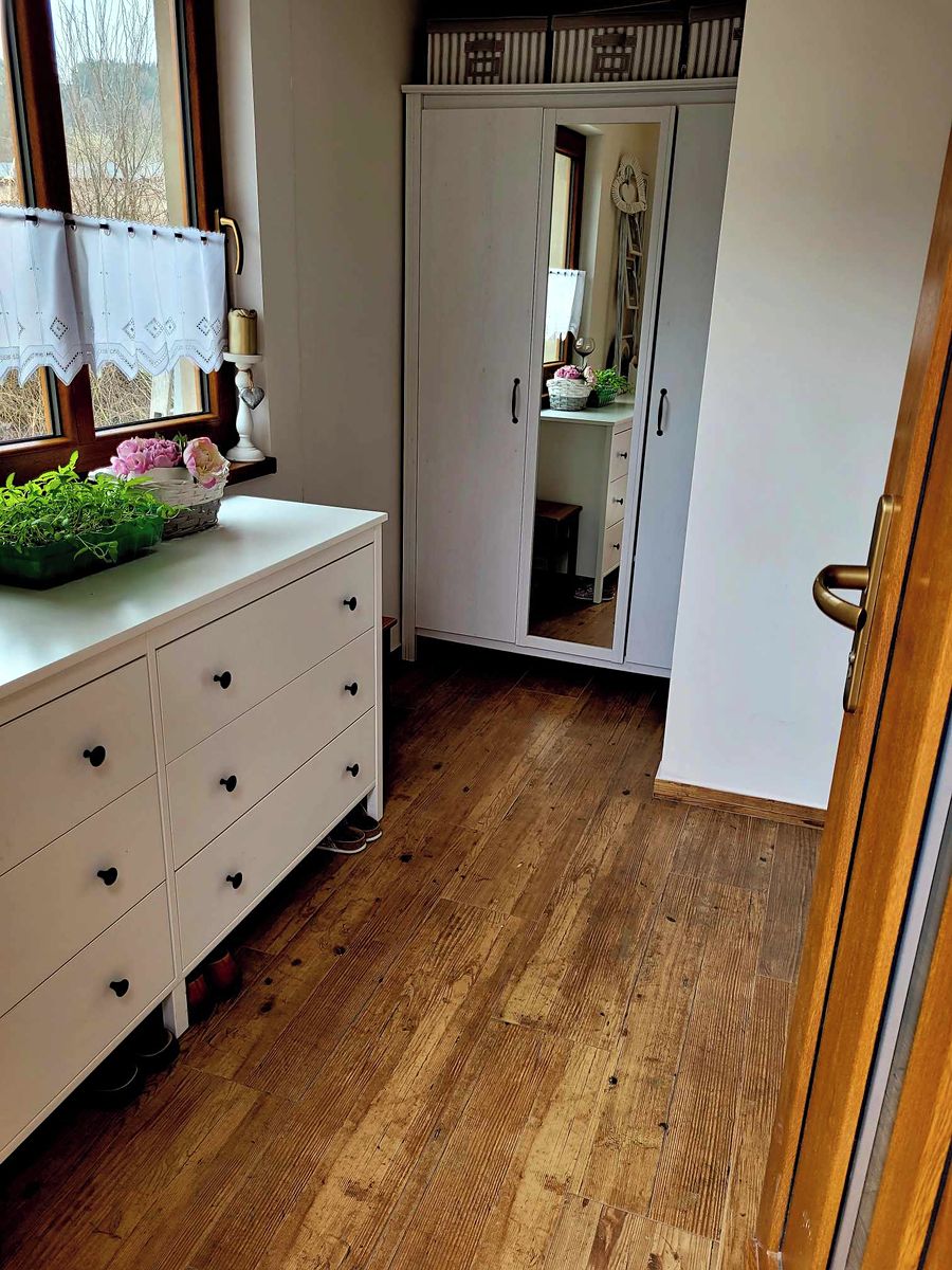 Prodej rodinného domu 150 m², pozemek 800 m², Dvůr Králové nad Labem – fotka 1 z 3