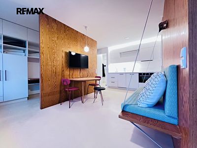 Pronájem bytu 1+kk 38 m²