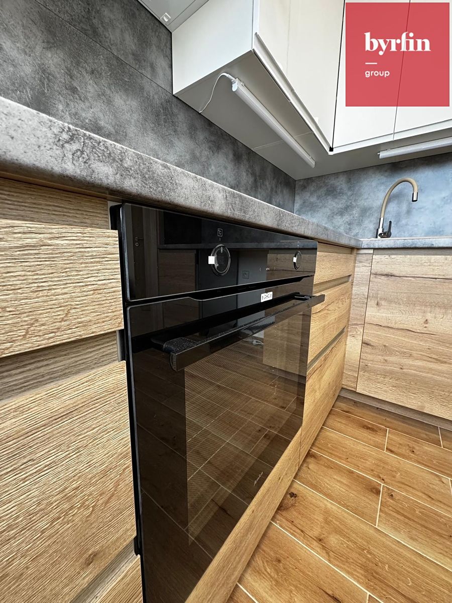 Pronájem bytu 2+1 43 m² – fotografie 3