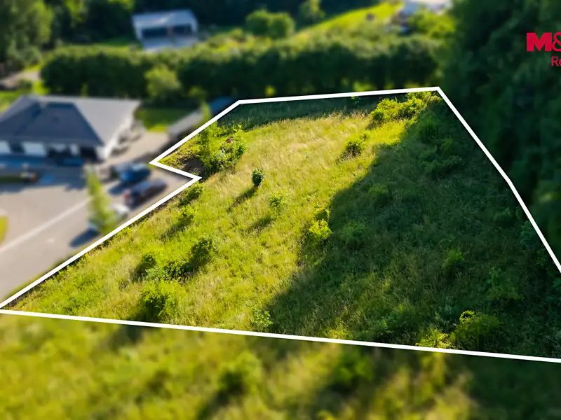 Prodej stavebního pozemku 1831 m², Trutnov – náhled fotky 3