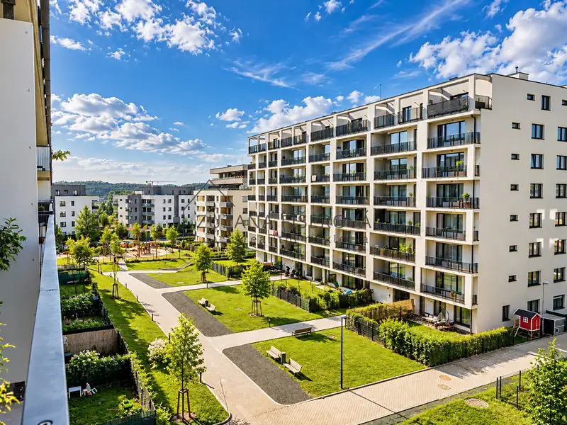 Pronájem bytu 2+kk 56 m², Praha – náhled fotky 2