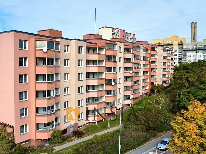 Prodej bytu 4+1 99 m², Praha – náhled fotky 1