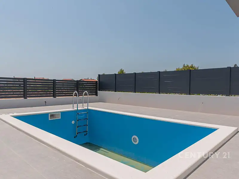 Prodej bytu 3+1 95 m², Vodice – náhled fotky 2