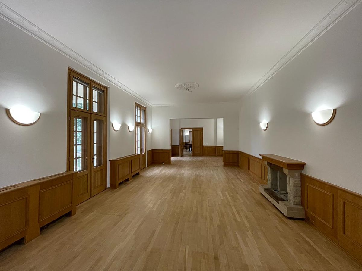Pronájem kanceláře 160 m², Praha – fotka 1 z 3