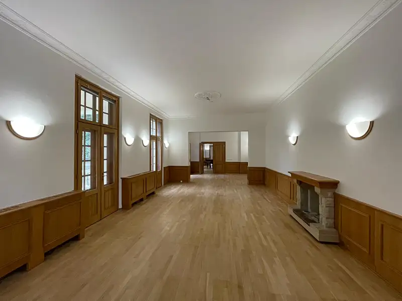 Pronájem kanceláře 160 m², Praha – náhled fotky 1