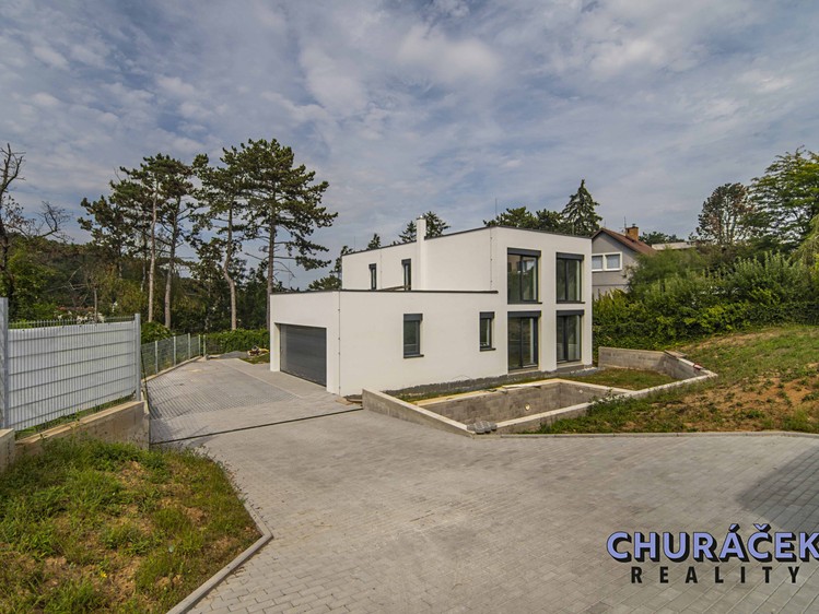 Prodej pozemku, 1 300 m² (21 z 73)