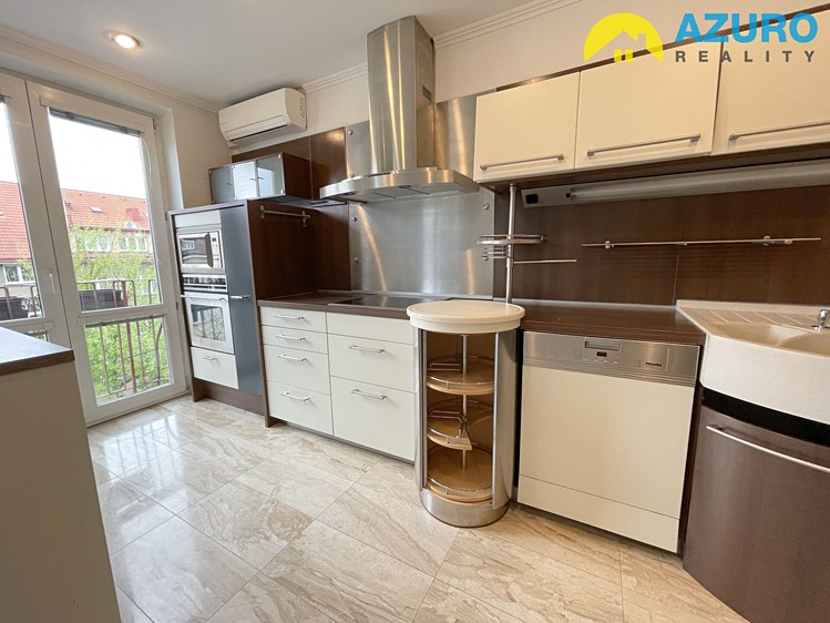 Pronájem bytu 2+1, 64 m² (19 z 33)