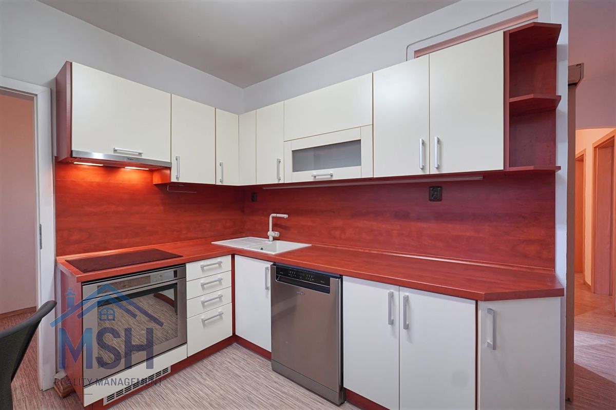 Pronájem bytu 4+1 86 m²