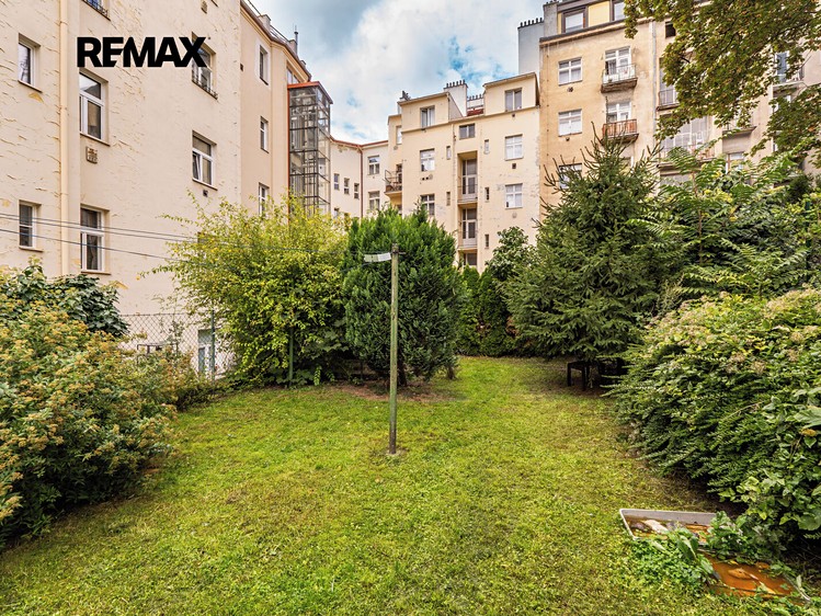 Квартира 1+kk в оренду, 45 м² (22 з 27)