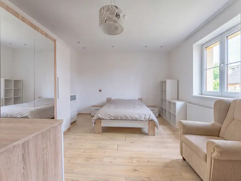 Prodej rodinného domu 170 m², pozemek 700 m², Jíloviště – náhled fotky 3