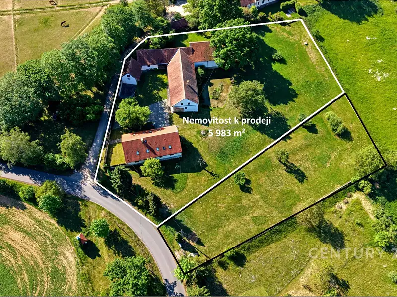 Prodej vícegeneračního domu 310 m², pozemek 5983 m², Bystřice – náhled fotky 3
