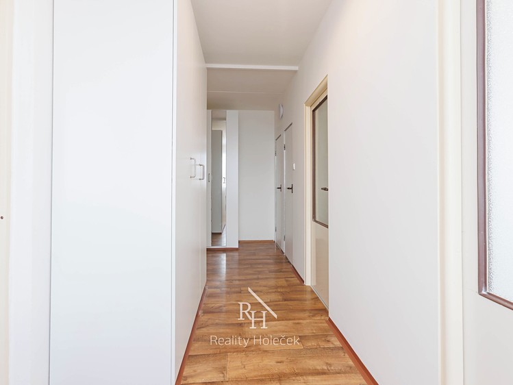 Pronájem bytu 2+1, 59 m² (14 z 31)
