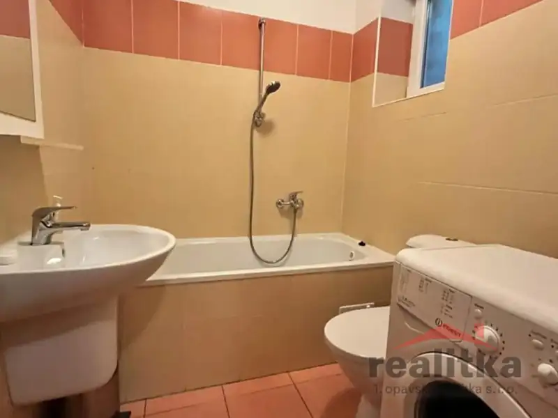 Pronájem bytu 2+kk 46 m², Opava – náhled fotky 3