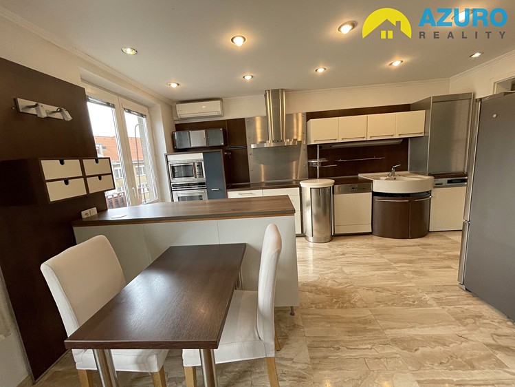 Pronájem bytu 2+1, 64 m² (28 z 33)