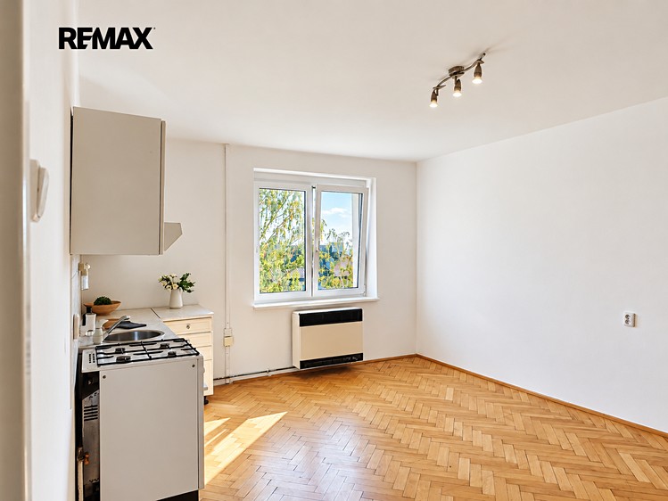 Prodej bytu 1+kk, 38 m² (15 z 27)