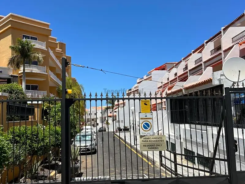 Prodej bytu 1+1 43 m², Adeje – náhled fotky 2