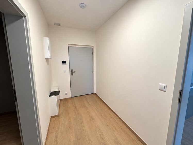 Квартира 2+kk в оренду, 56 м² (10 з 11)