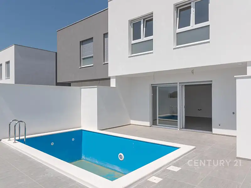 Prodej bytu 3+1 92 m², Vodice – náhled fotky 2