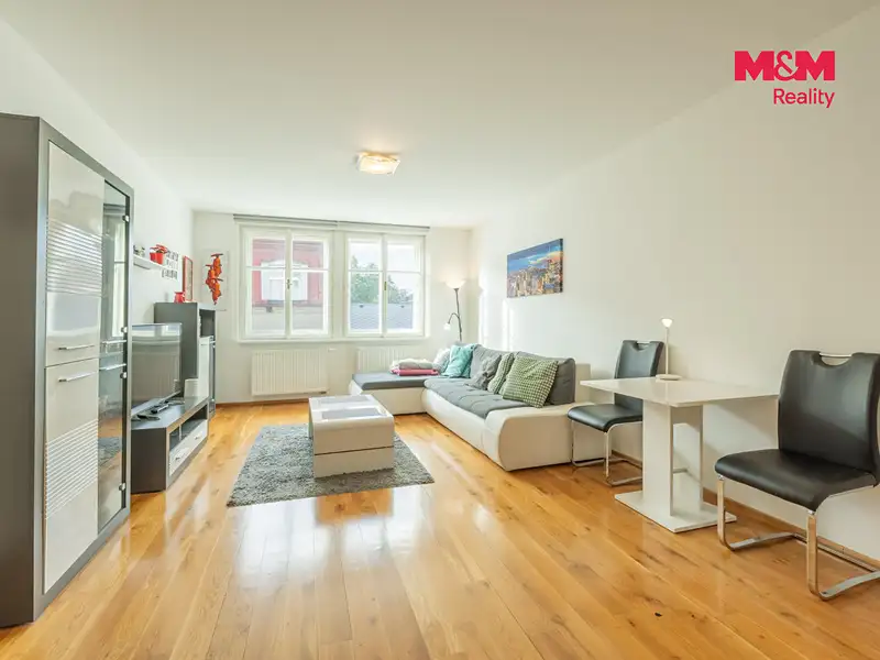 Pronájem bytu 2+kk 64 m², Praha – náhled fotky 3