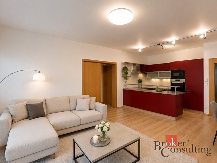 Квартира 3+kk на продаж, 72 м² (2 з 18)