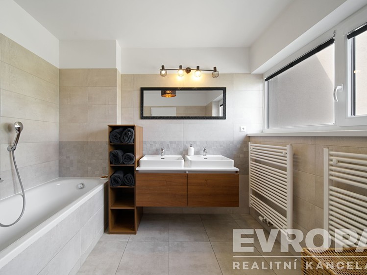 Будинок на продаж, 130 м² (10 з 32)
