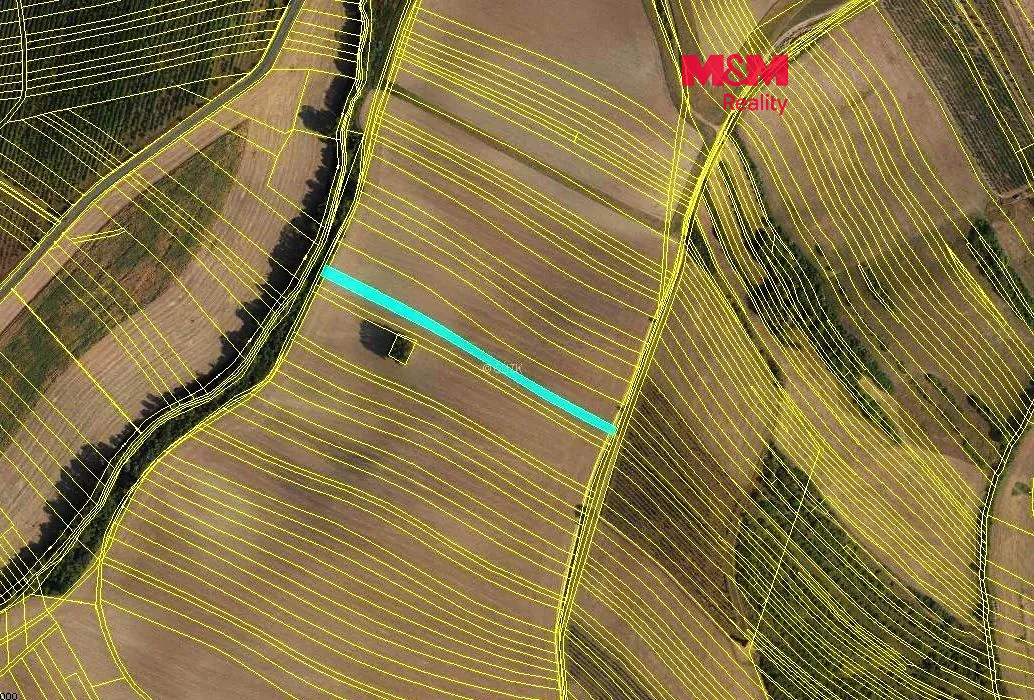 Prodej pole 868 m²