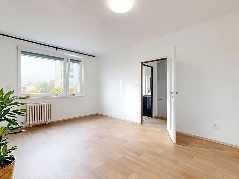 Pronájem bytu 1+1 32 m², Hradec Králové – náhled fotky 2
