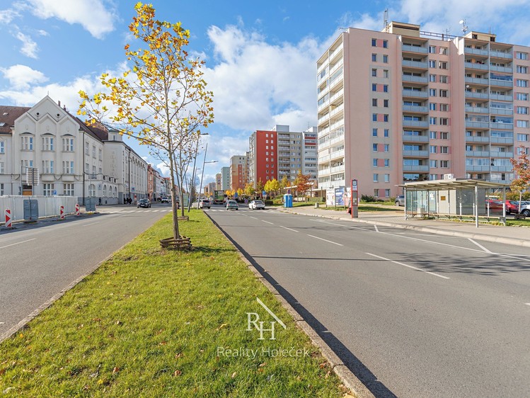 Pronájem bytu 2+1, 59 m² (3 z 31)