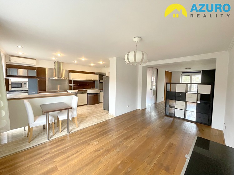 Pronájem bytu 2+1, 64 m² (2 z 33)