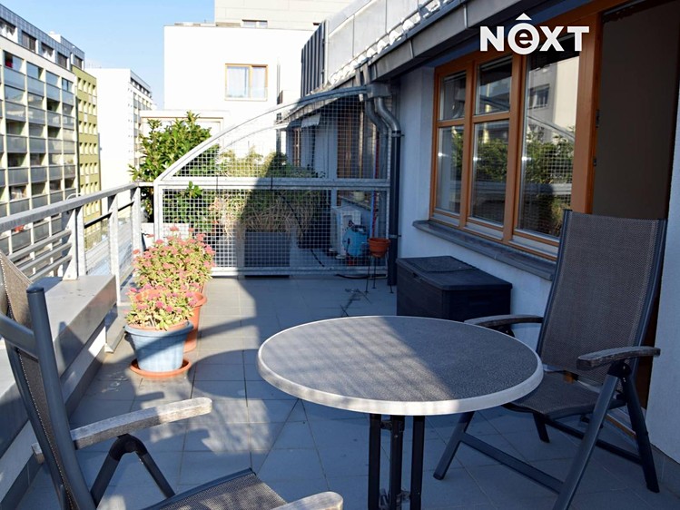 Pronájem bytu 2+kk, 68 m² (18 z 33)