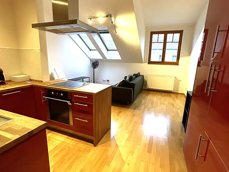 Prodej bytu 2+kk 45 m², Praha – náhled fotky 3