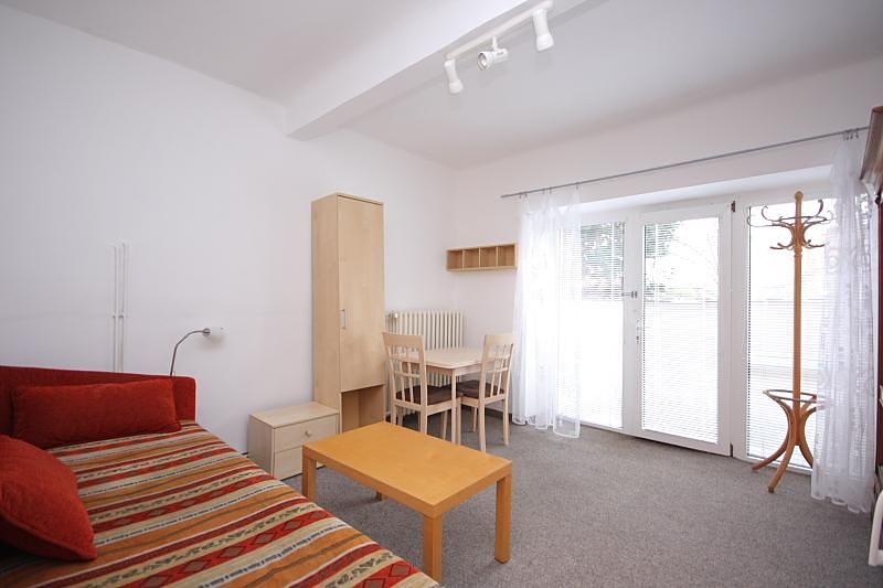 Pronájem bytu 1+kk 35 m²