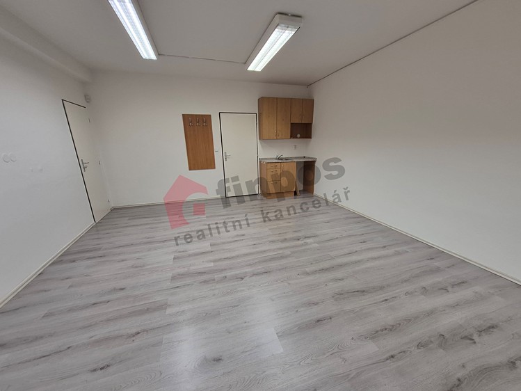 Pronájem komerčního prostoru, 50 m² (5 z 7)