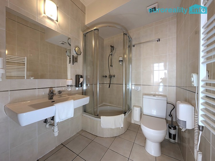 Комерційне приміщення в оренду, 30 м² (4 з 6)