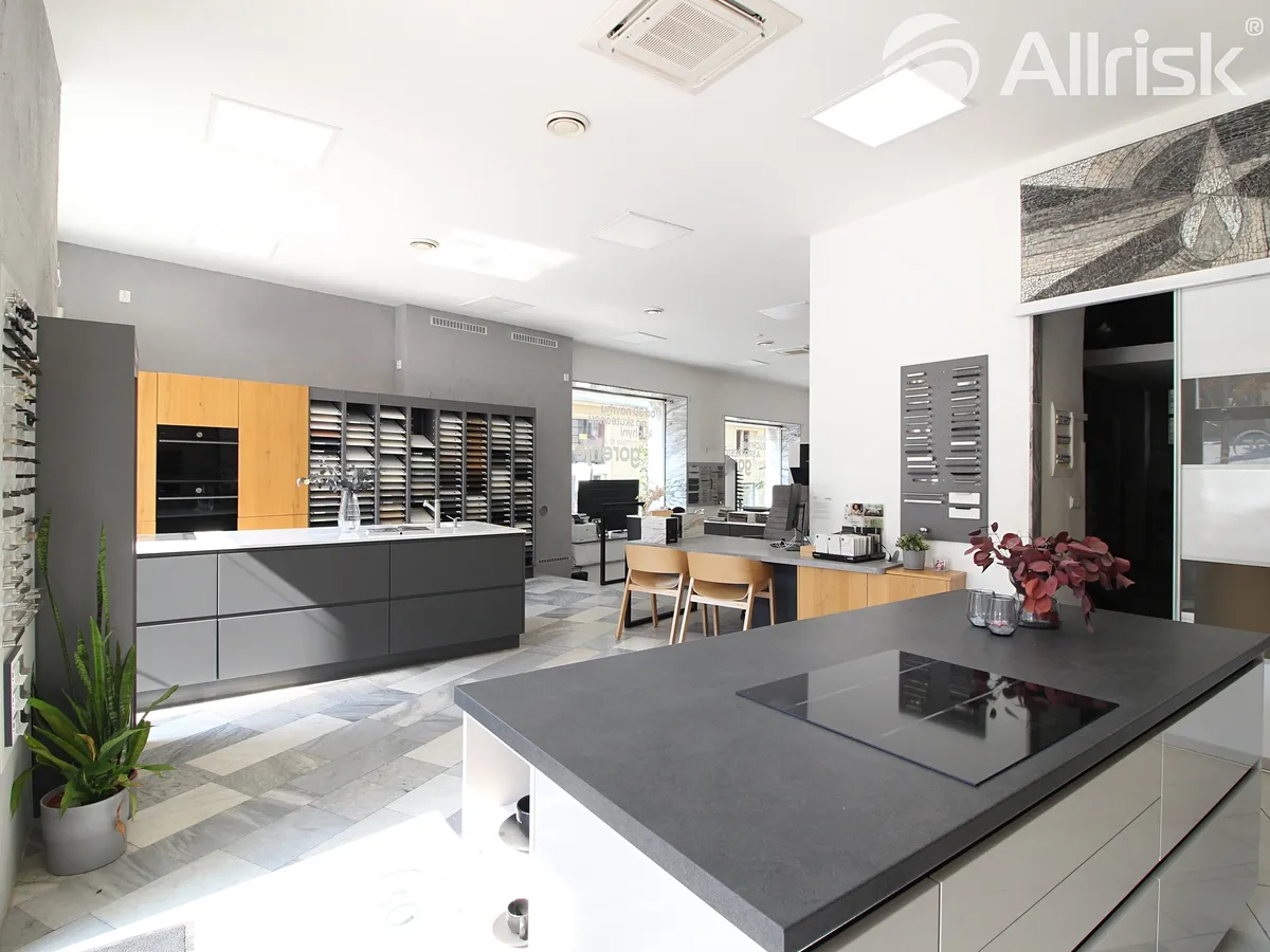 Pronájem obchodního prostoru 109 m²