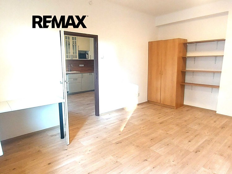 Wohnung 2+kk zur Miete, 44 m² (4 von 8)