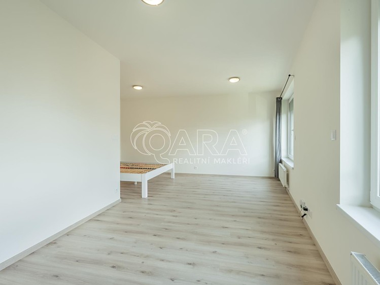 Квартира 1+kk в оренду, 41 м² (6 з 23)
