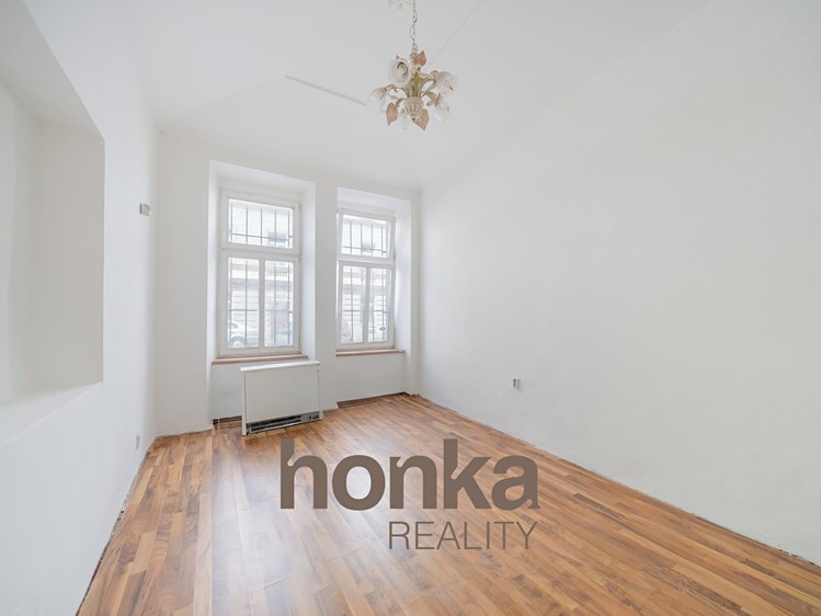 Prodej komerčního prostoru, 37 m² (8 z 22)