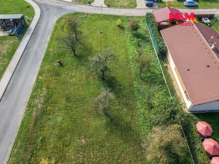 Grundstück zum Kauf, 358 m² (2 von 8)
