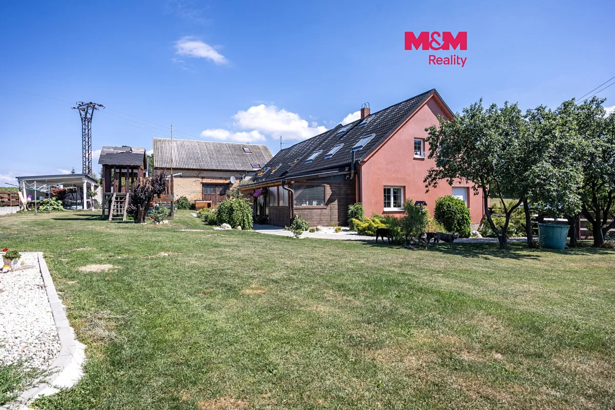 Prodej zemědělské usedlosti 429 m², pozemek 15609 m²