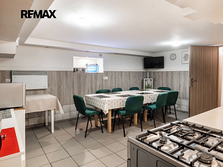 Prodej komerčního prostoru, 500 m² (27 z 45)