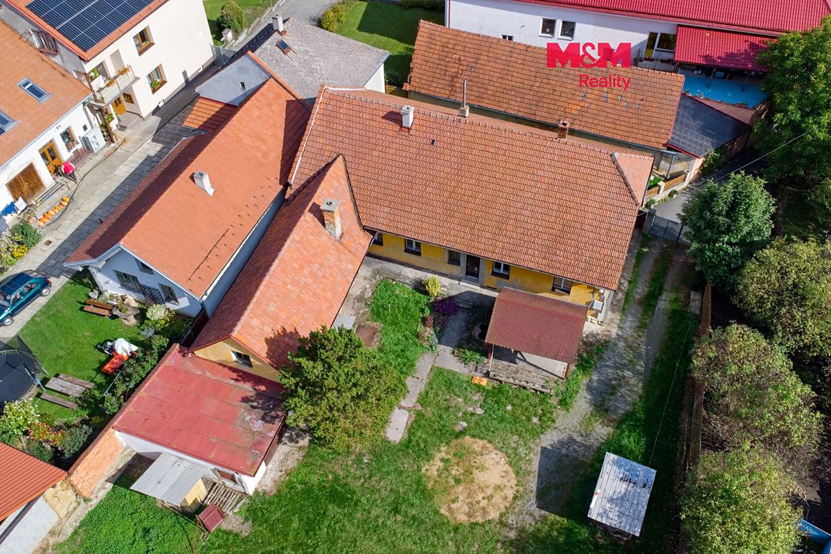 Prodej rodinného domu 120 m², pozemek 3877 m², Kelč – fotka 1 z 3