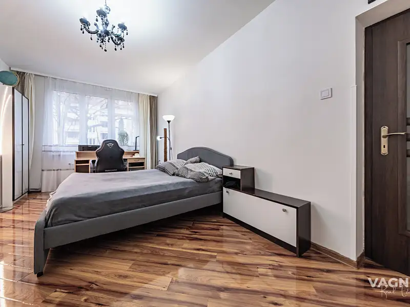 Prodej bytu 3+1 93 m², Praha – náhled fotky 2