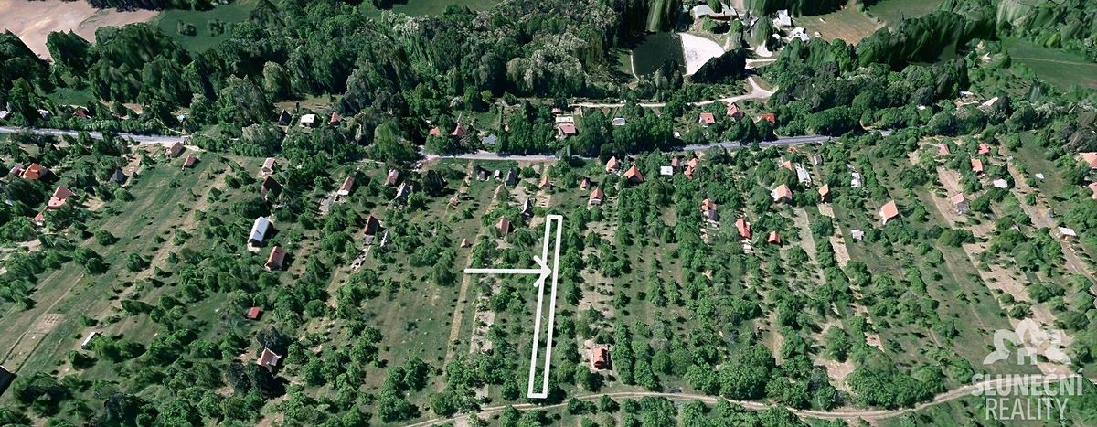 Prodej zahrady 753 m², Hluk – fotka 1 z 3