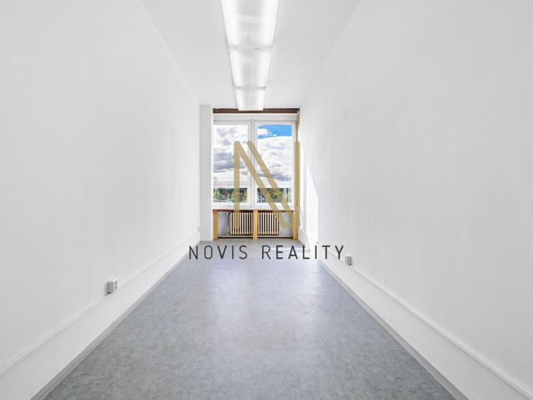 Pronájem komerčního prostoru, 15 m² (2 z 4)